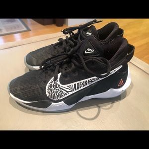 Nike Freak Basketball Shoes